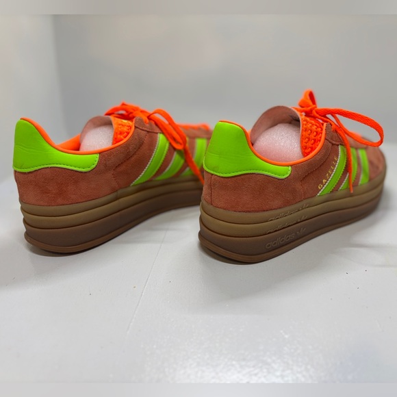 Adidas Gazelle Bold in Solar Orange/Solar Green mens size 9 - Picture 5 of 13